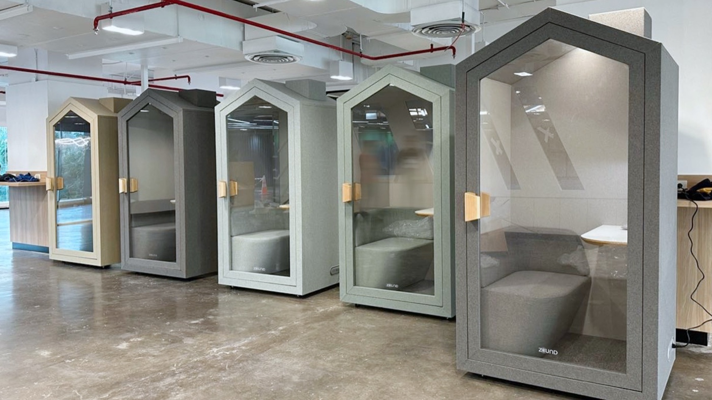 ZOUND Life pod, the value series, in a bright finish